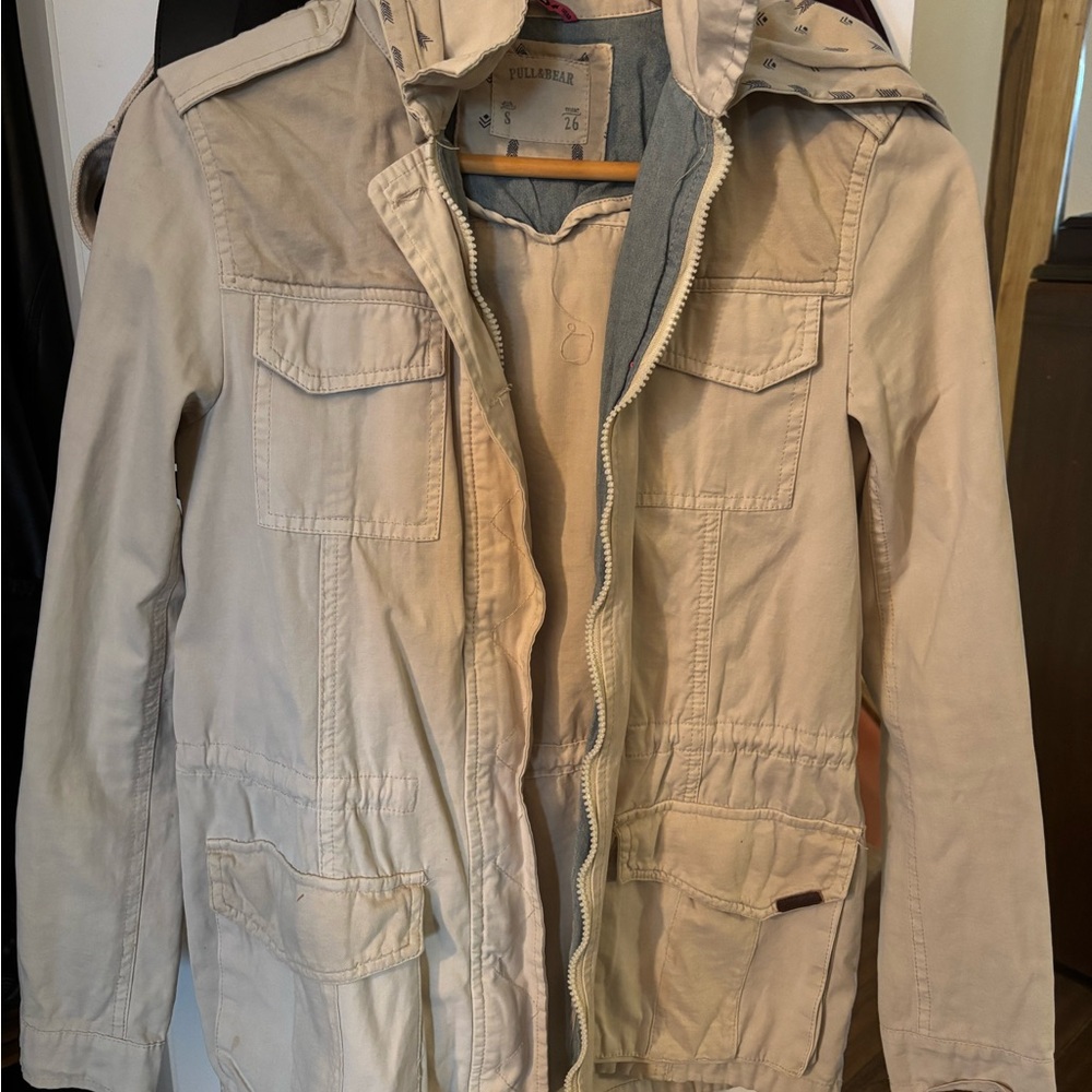 Pull&Bear Beige Women’s Light Jacket